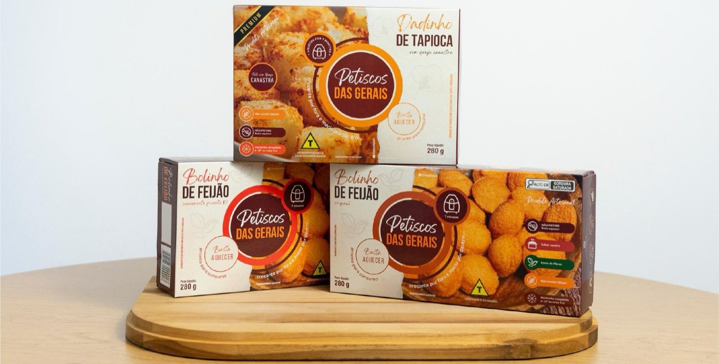 Embalagens de Dadinho de Tapioca e Bolinho de Feijão da Petiscos das Gerais